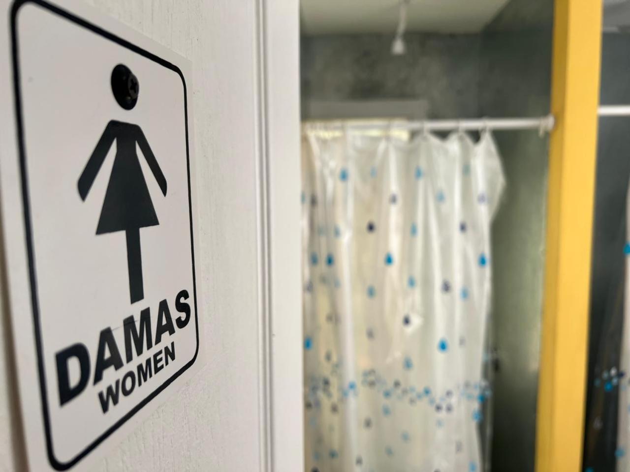 ALMA Travelers Vandrerhjem El Chalten Eksteriør bilde